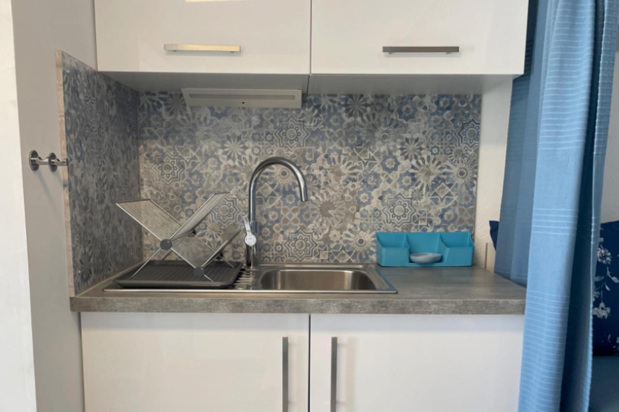 Le Vrai Cabanon De La Pointe Rouge Apartment